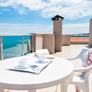 Amon Ra Family Hotell