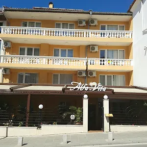 Family Alfa Hotell